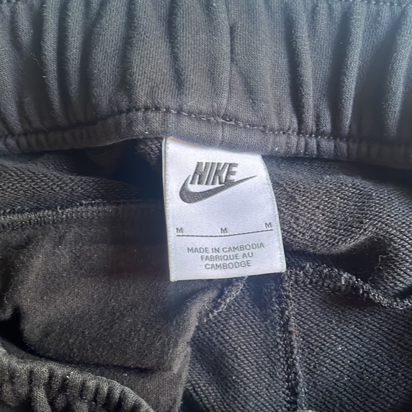 Black Nike Shorts size: Medium - Picture 6 of 6